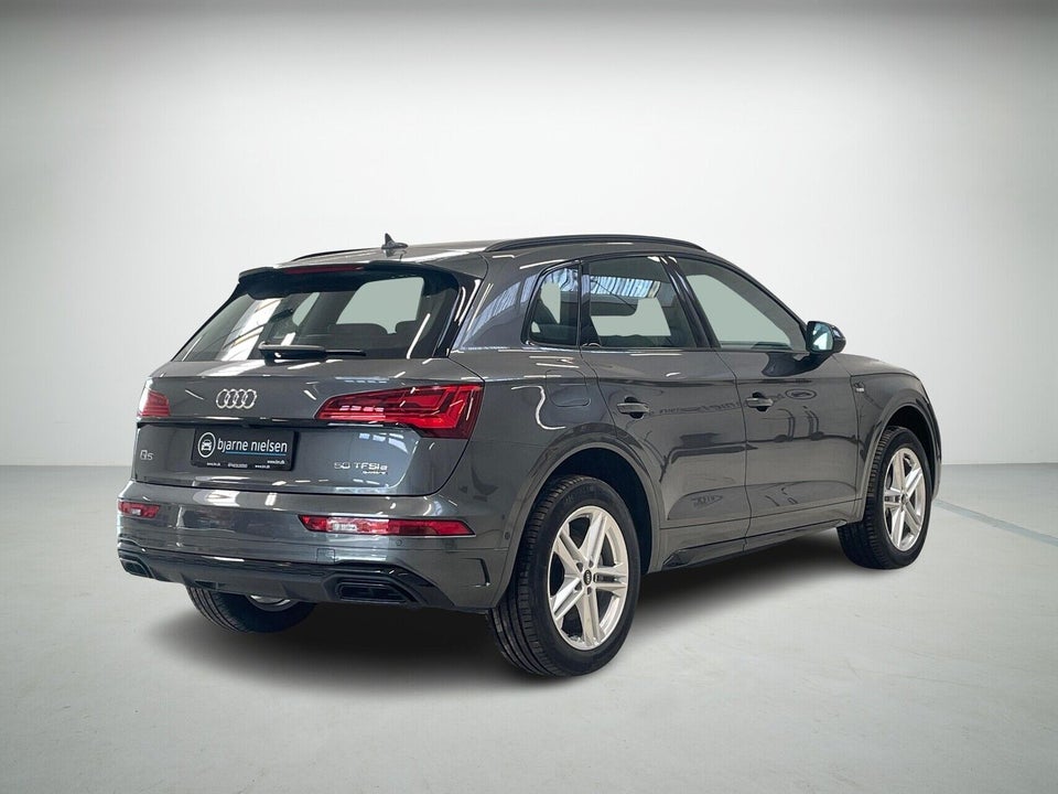 Audi Q5 50 TFSi e S-line Midnight Edition quattro S-tr. 5d