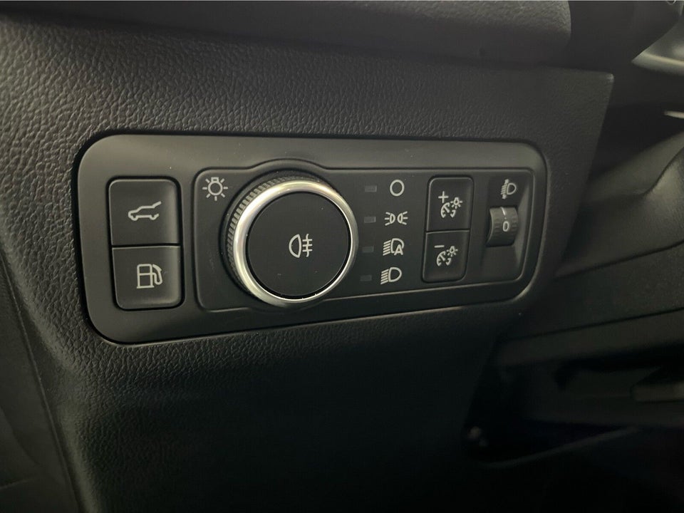 Ford Kuga 2,5 PHEV ST-Line X CVT 5d