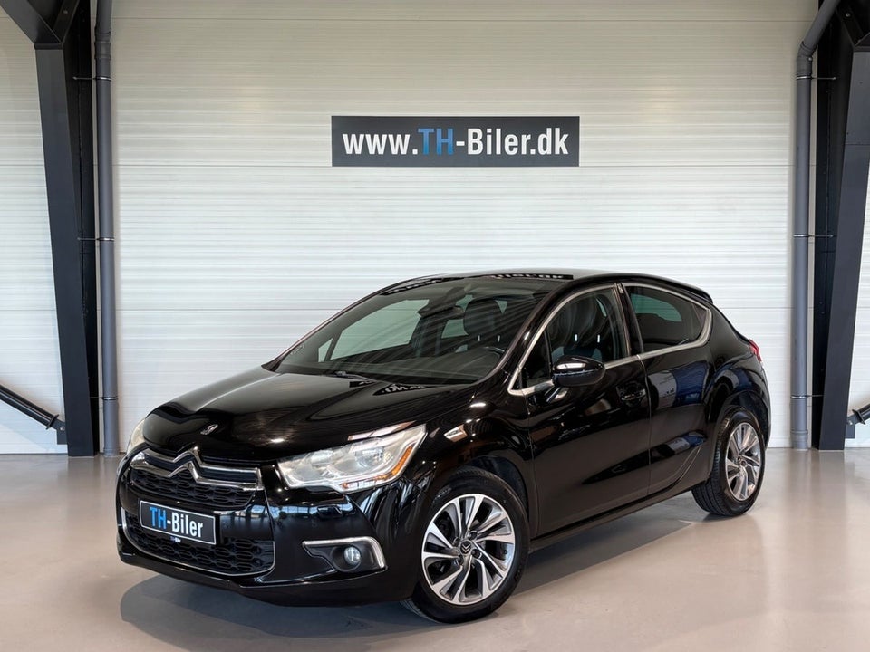 Citroën DS4 1,6 e-HDi 112 Style 5d