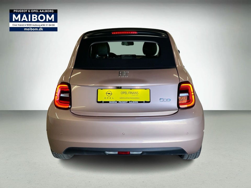 Fiat 500e 42 Lusso Cabrio 2d