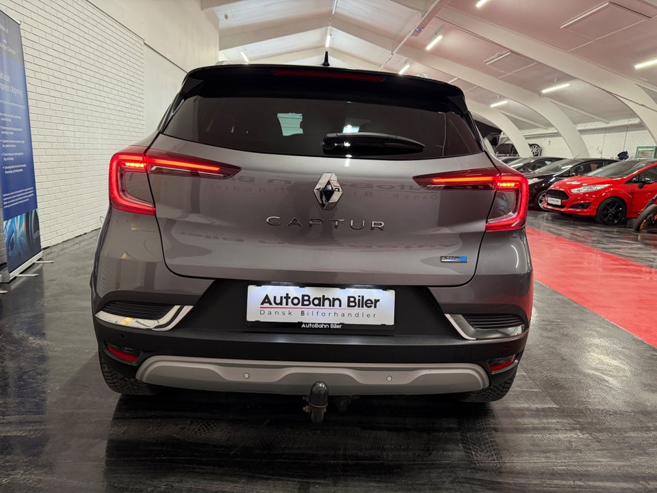 Renault Captur 1,6 E-Tech Intens 5d