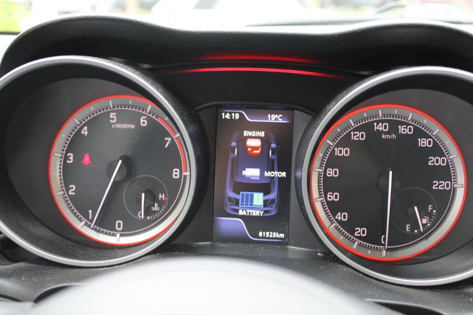 Suzuki Swift 1,2 mHybrid Exclusive 5d