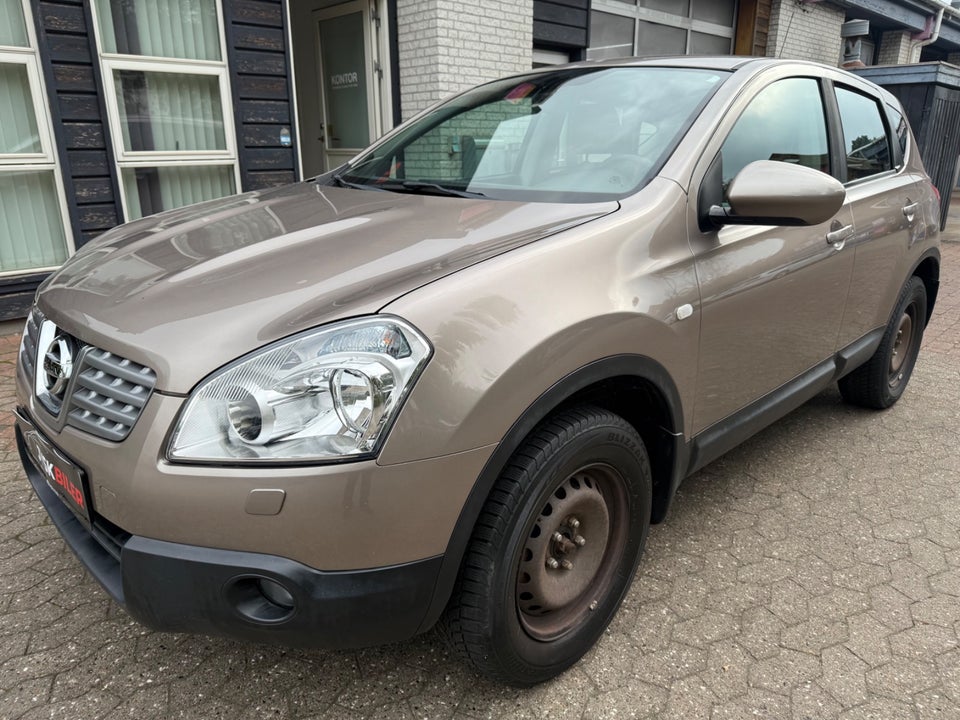 Nissan Qashqai 1,6 Tekna 5d