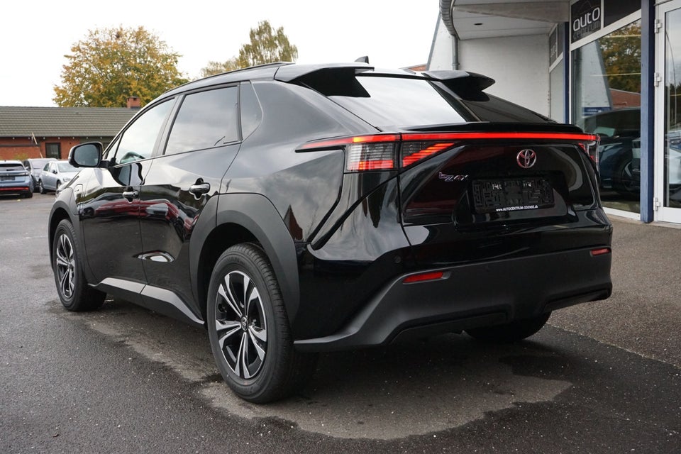 Toyota bZ4X Prestige 5d
