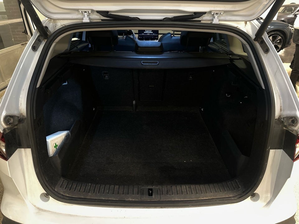 Skoda Enyaq 80 iV Loft 5d