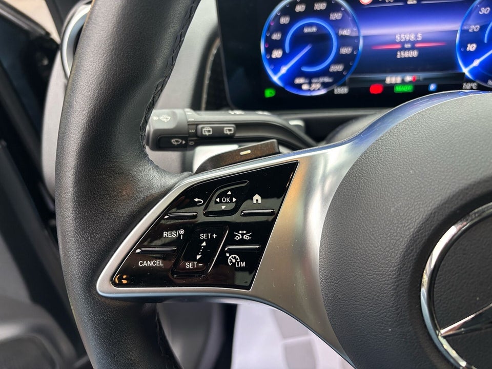 Mercedes EQB300 Progressive 4Matic 5d