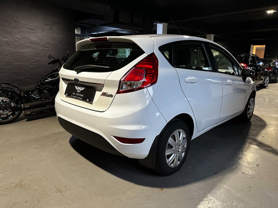 Ford Fiesta 1,0 65 Titanium 5d