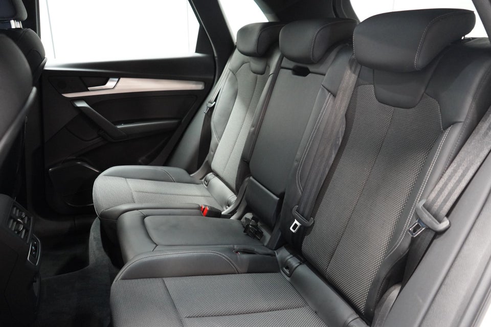 Audi Q5 50 TFSi e S-line quattro S-tr. 5d