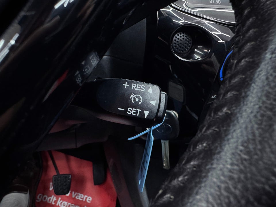 Toyota Aygo 1,0 VVT-i x-wave Sky 5d
