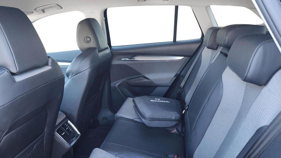 Skoda Enyaq 80 iV Loft 5d