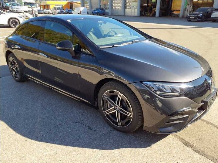 Mercedes EQE300 AMG Line 4d