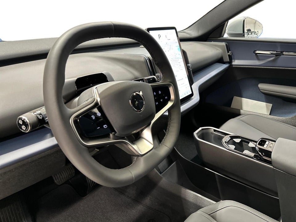 Volvo EX30 Extended Range Core 5d