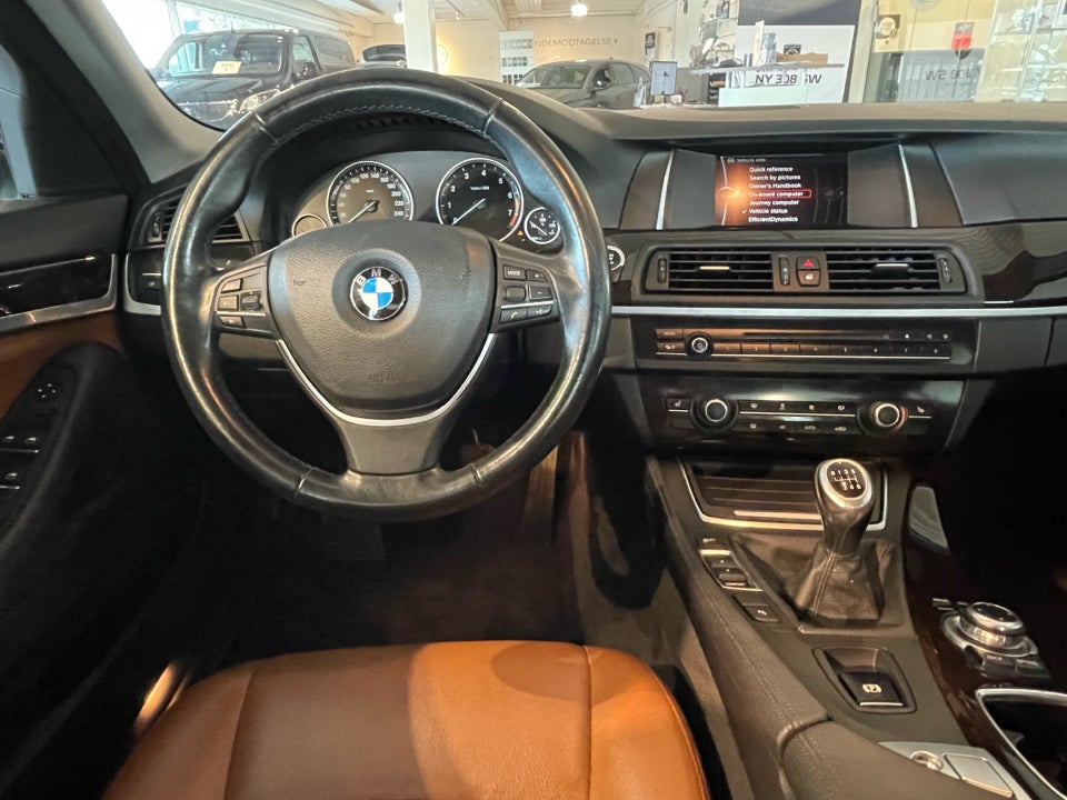 BMW 520i 2,0  4d