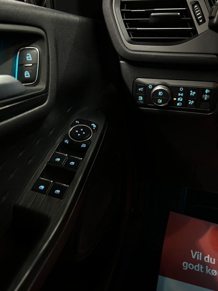 Ford Kuga 2,5 PHEV ST-Line CVT 5d