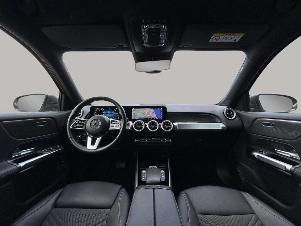 Mercedes EQB300 Progressive 4Matic 5d