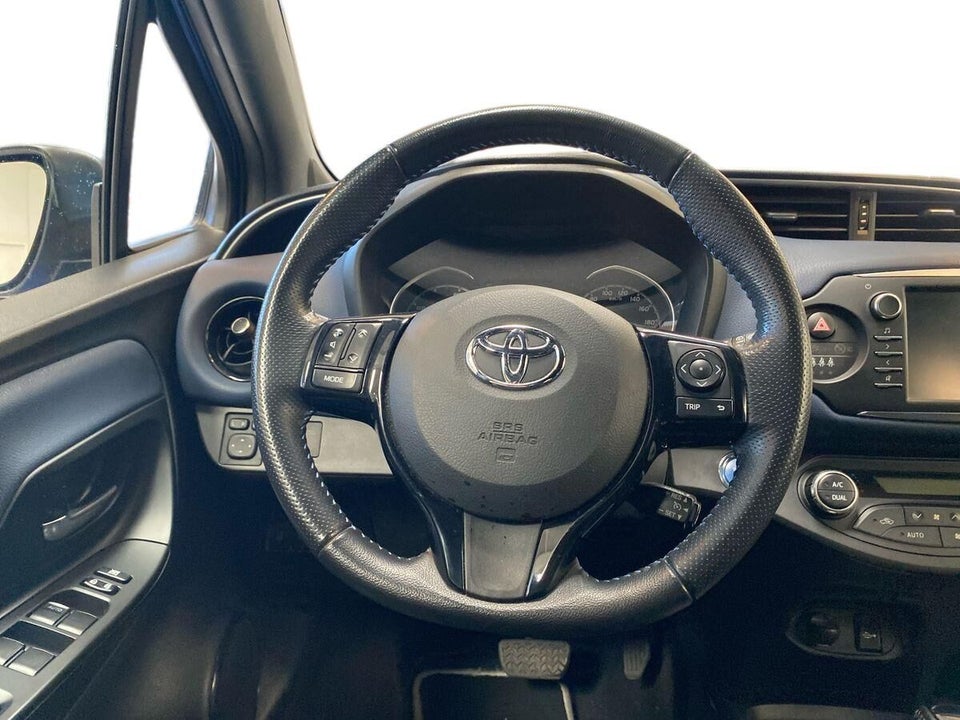 Toyota Yaris 1,5 Hybrid Flavour e-CVT 5d