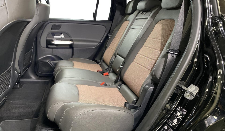 Mercedes EQB250 Electric Art 7prs 5d