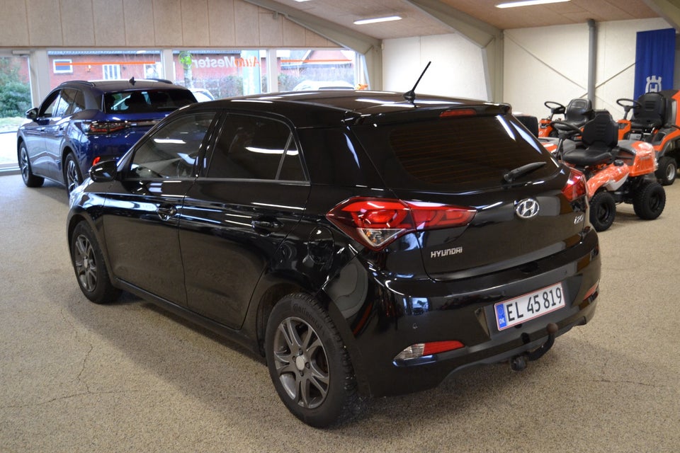 Hyundai i20 1,25 Trend 5d
