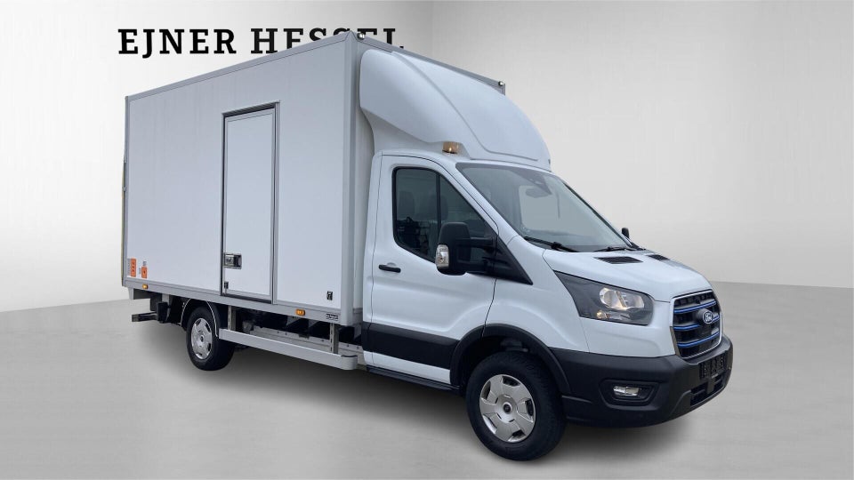 Ford E-Transit 425 L3 Chassis 68 Trend H1 RWD