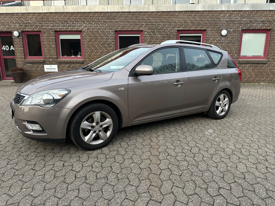 Kia Ceed 1,6 CRDi 115 Sport SW 5d