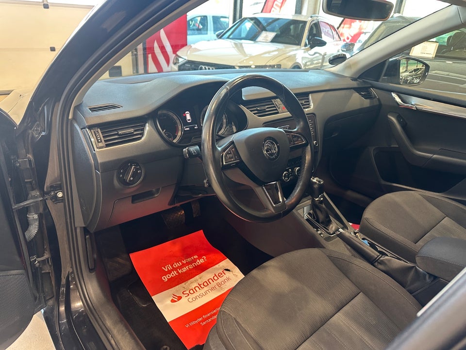 Skoda Octavia 2,0 TDi 150 Business Line+ Combi DSG 5d