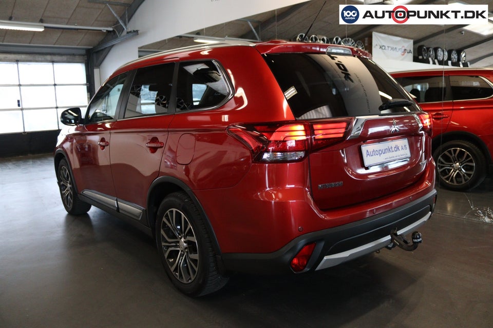 Mitsubishi Outlander 2,2 DI-D 150 Intense aut. 4WD 5d