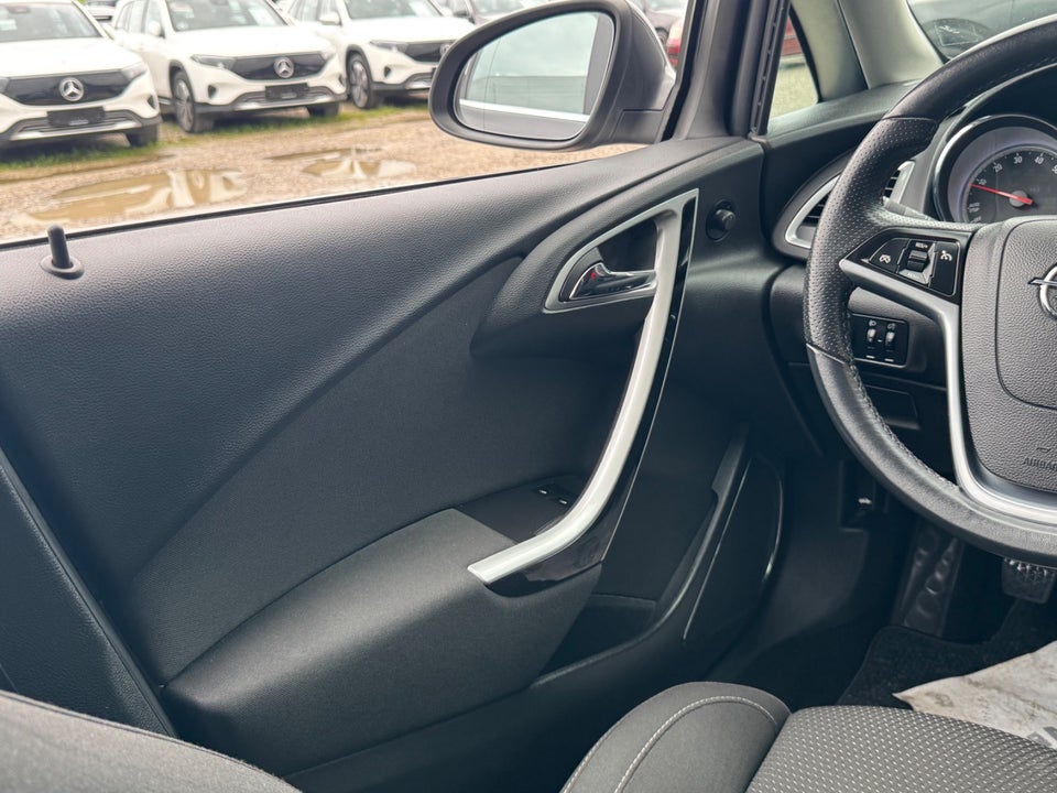 Opel Astra 1,4 T 140 Sport Sports Tourer 5d