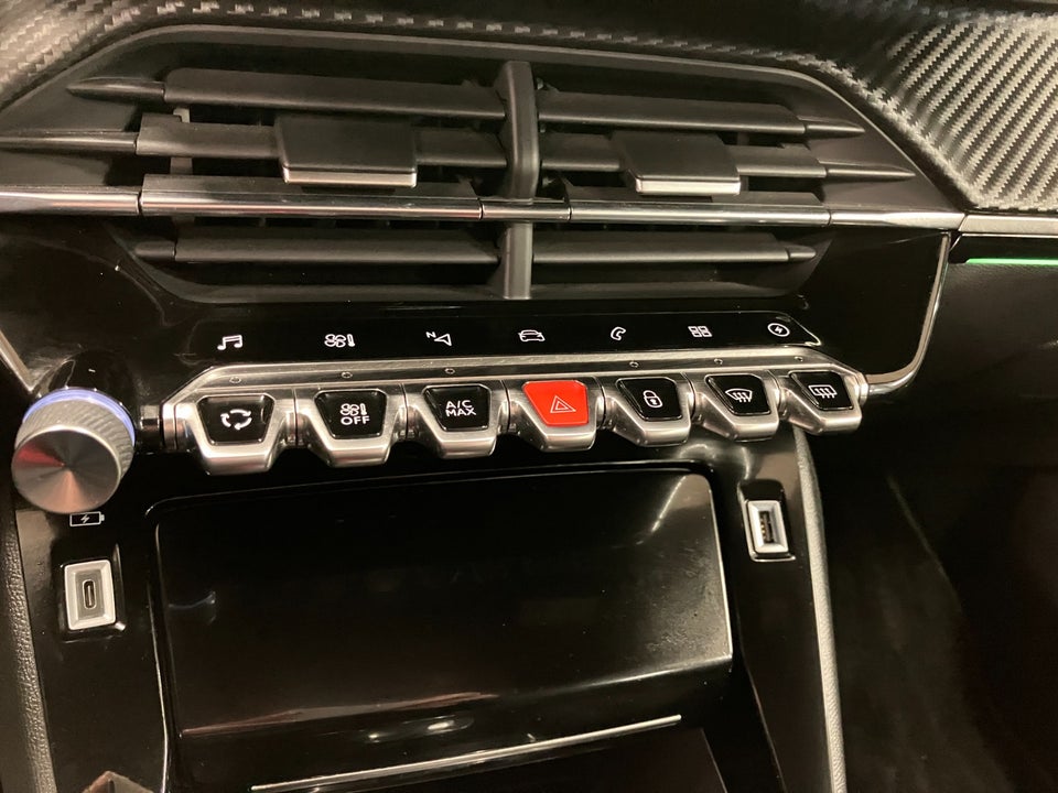 Peugeot e-2008 50 GT Line 5d