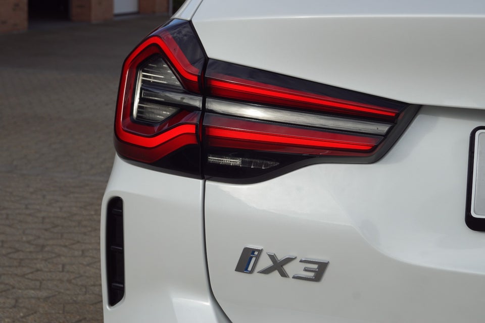 BMW iX3 Charged Plus M-Sport 5d