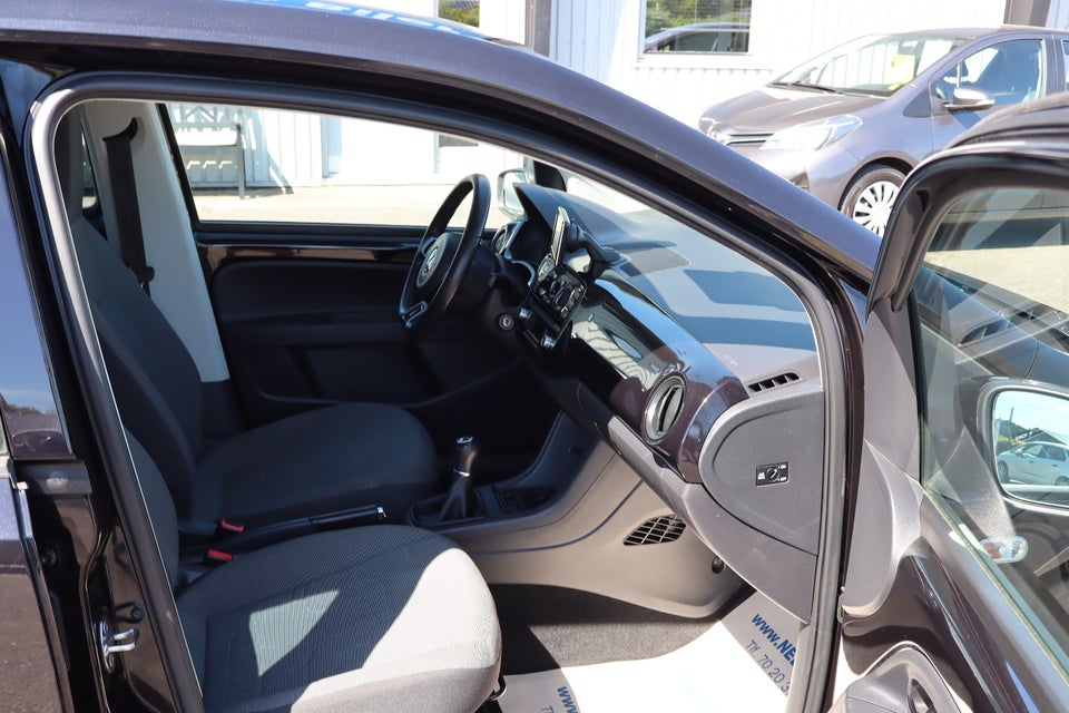 VW Up! 1,0 60 Dynamic BMT 5d