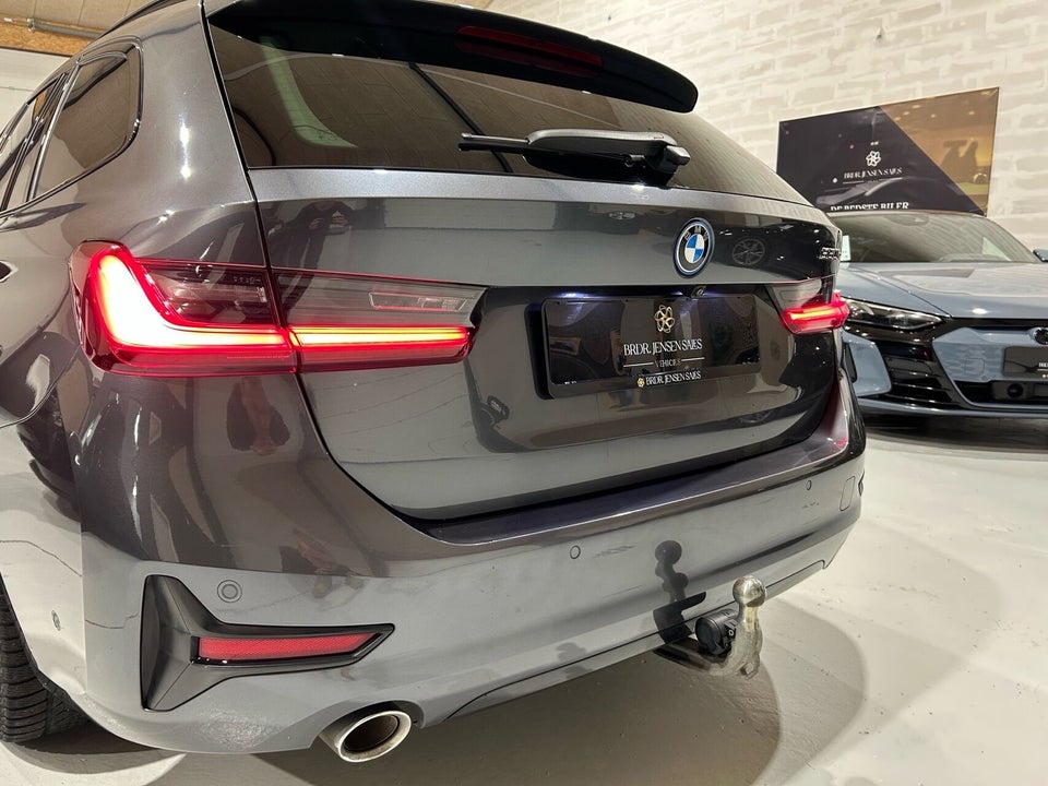 BMW 330e 2,0 Touring Sport Line aut. 5d