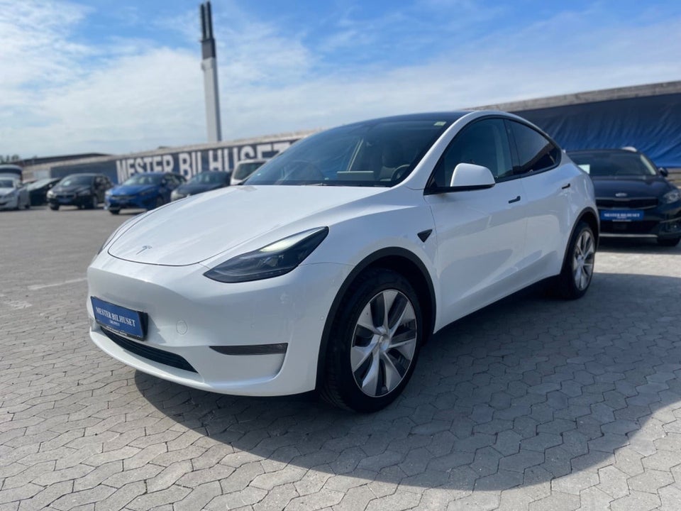 Tesla Model Y Long Range AWD 5d