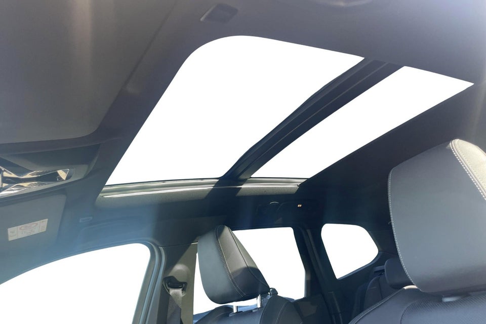 BMW iX1 xDrive30 Fully Charged M-Sport 5d
