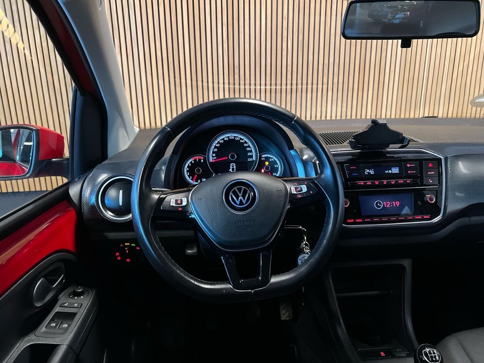 VW Up! 1,0 MPi 65 Move Up! BMT 5d