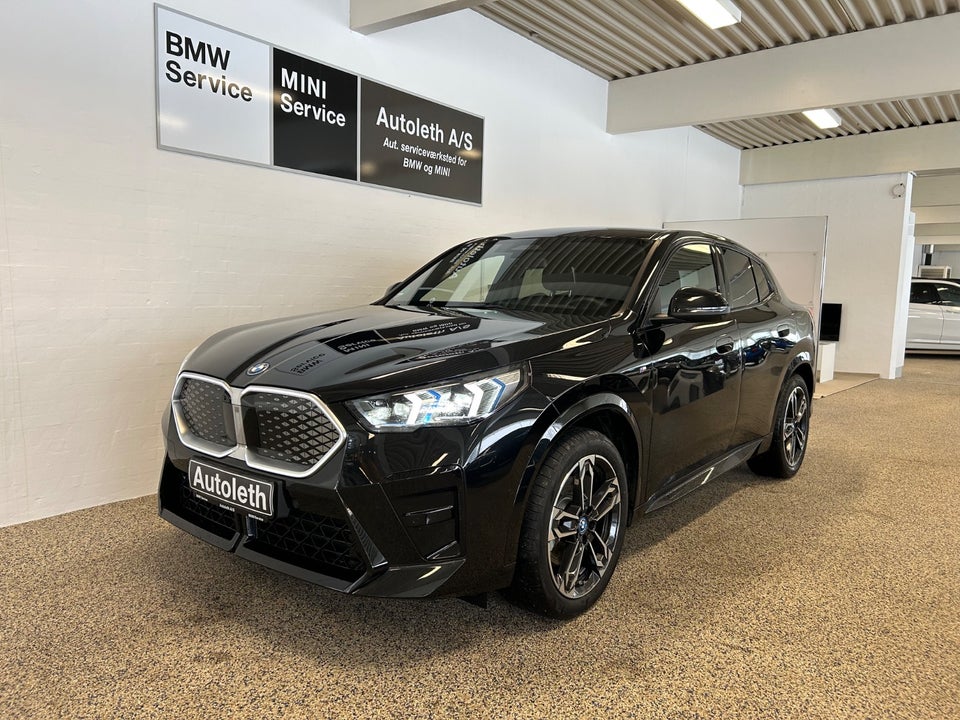 BMW iX2 xDrive30 Fully Charged 5d