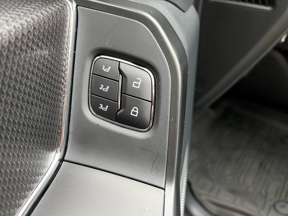 Ford F-150 3,5 EcoBoost Raptor Super Crew aut. 4x4 4d