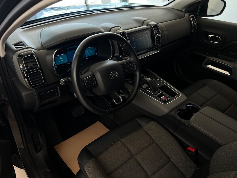 Citroën C5 Aircross 1,6 Hybrid Feel EAT8 5d