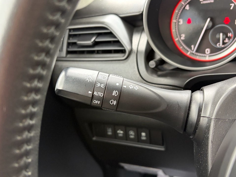 Suzuki Swift 1,2 Dualjet SHVS Exclusive 5d