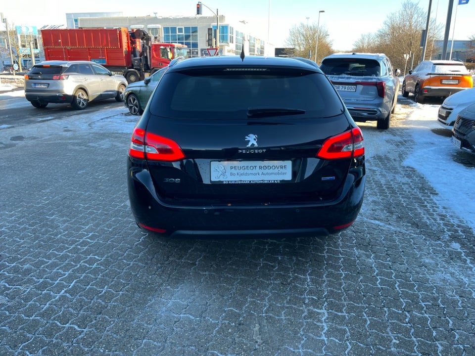 Peugeot 308 1,6 BlueHDi 120 Style Sky SW 5d