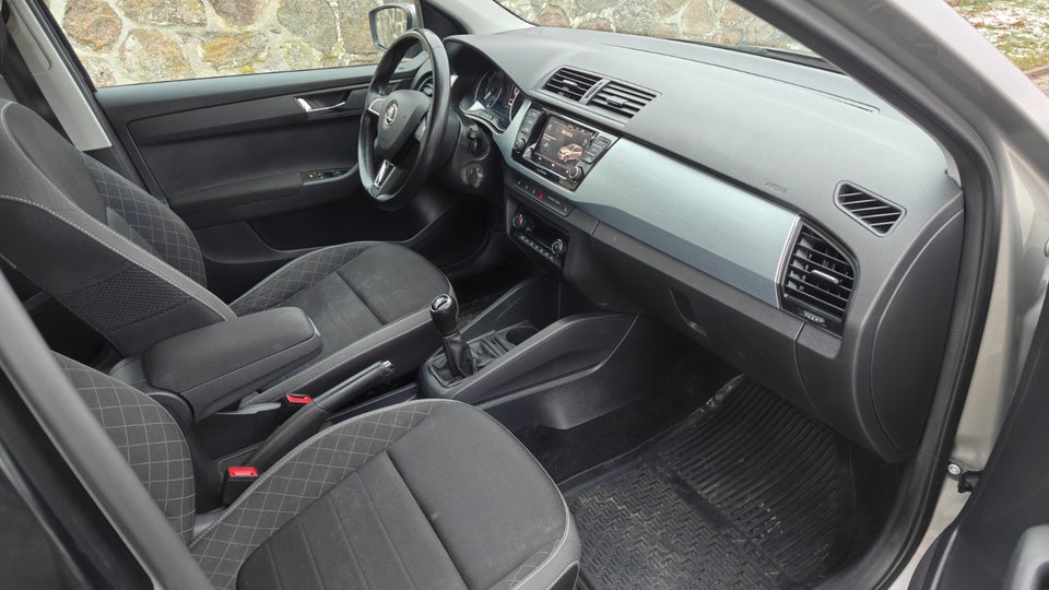 Skoda Fabia 1,0 MPi 75 Ambition Combi 5d