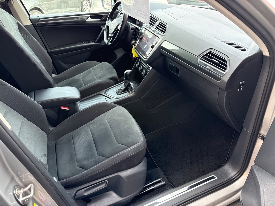 VW Tiguan 2,0 TDi 150 Highline DSG Van 5d