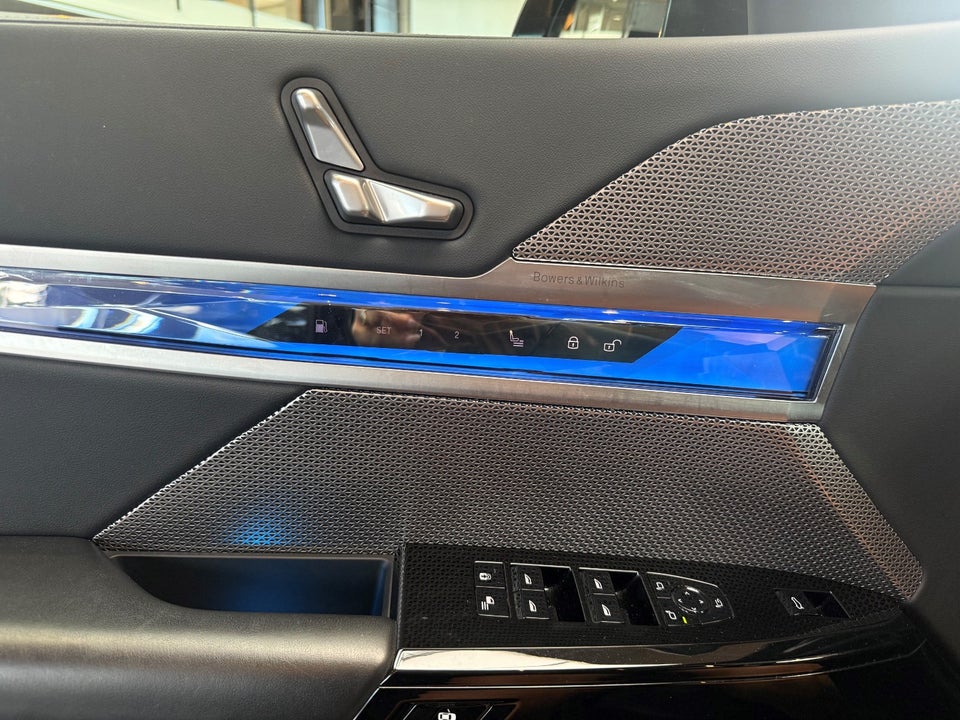 BMW 750e 3,0 Connected xDrive aut. 4d