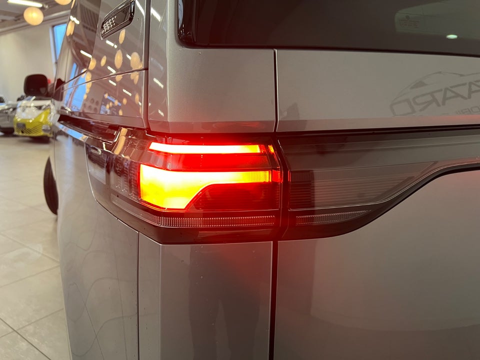 VW ID.Buzz 86 Life 7prs LWB 5d