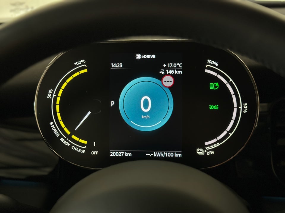 MINI Cooper SE Classic Trim 3d