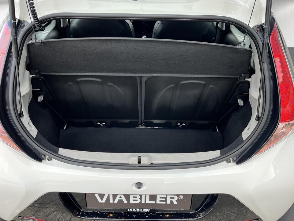 Toyota Aygo 1,0 VVT-i x-sky 5d