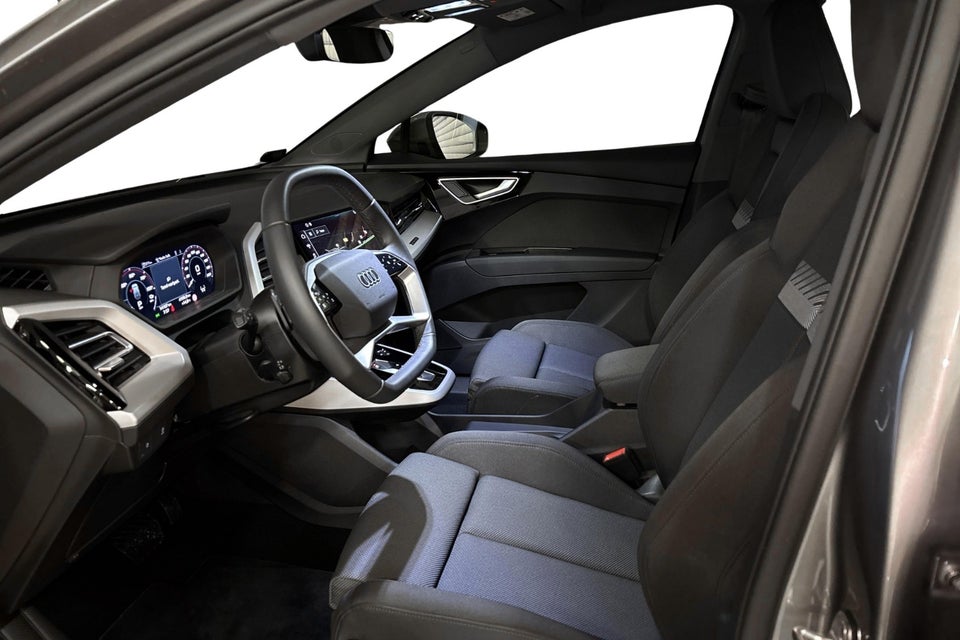 Audi Q4 e-tron 45 Progress 5d