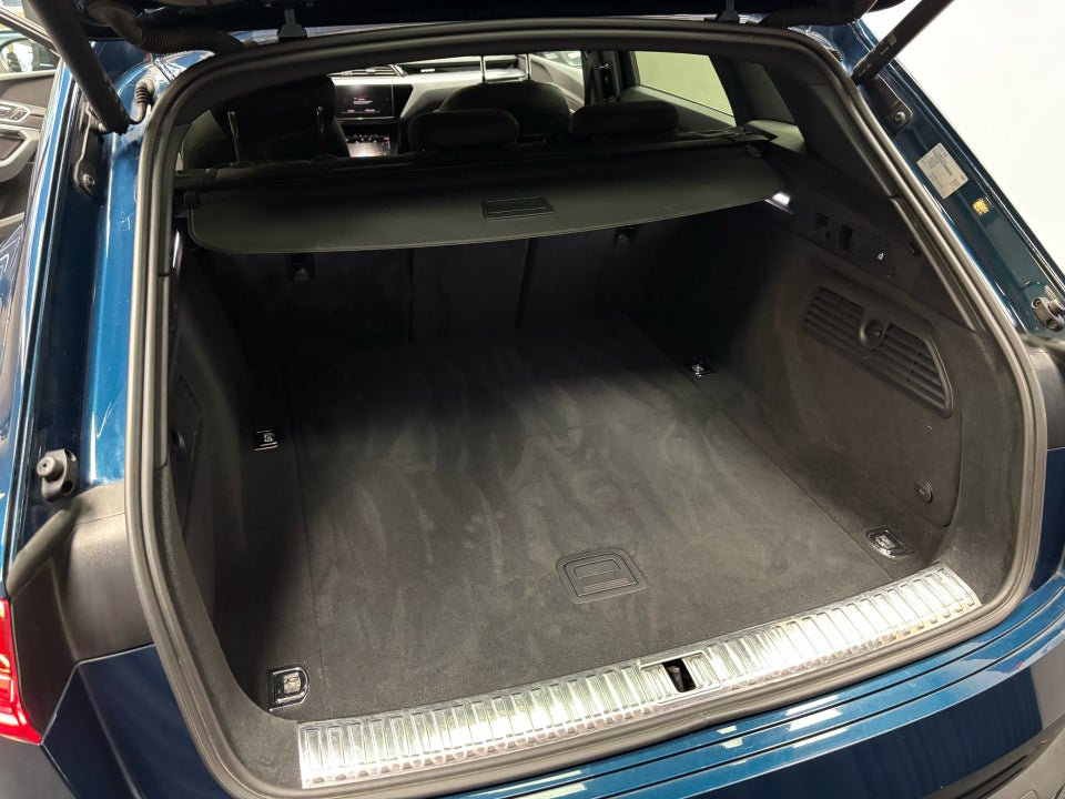 Audi e-tron 55 Advanced quattro 5d