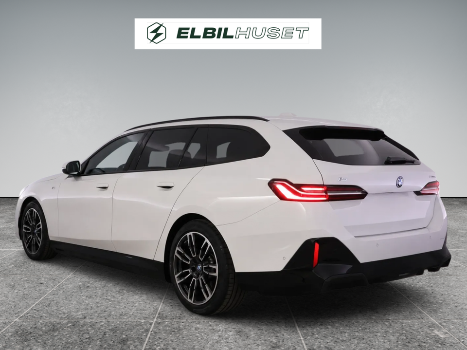 BMW i5 eDrive40 Touring M-Sport 5d