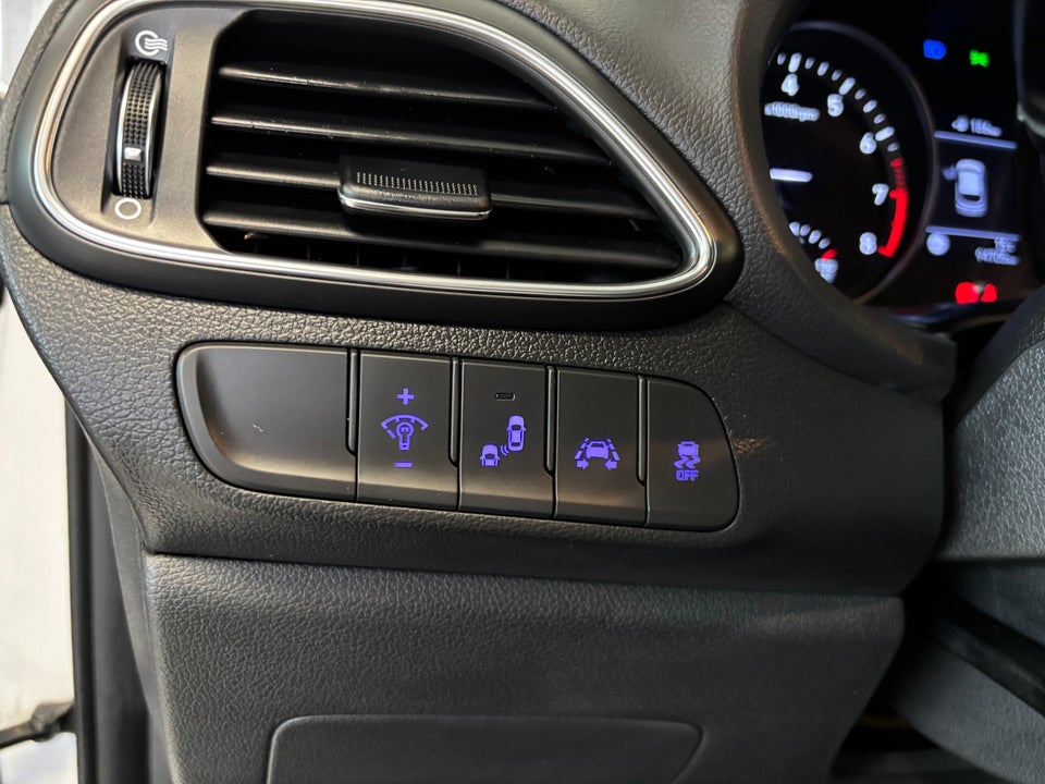 Hyundai i30 1,0 T-GDi Trend stc. 5d