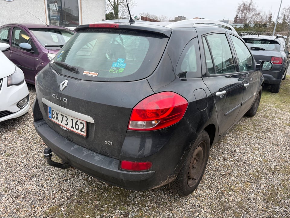 Renault Clio III 1,5 dCi 75 Avantage Sport Tourer 5d